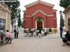 NUMEROSOS VECINOS ASISTEN EN EL CEMENTERIO MUNICIPAL A LA TRADICIONAL MISA DE CELEBRADA EN HONOR A LA PATRONA DEL CEMENTERIO “NUESTRA SEÑORA DEL CARMEN”