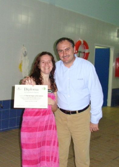 UN TOTAL DE VEINTE PERSONAS PARTICIPA EN LA ACTIVIDAD ACUÁTICA FORMATIVA SOBRE “TALLER DE AQUAGYM”, QUE SE CELEBRÓ EN LA PISCINA MUNICIPAL CUBIERTA (2008), Foto 9