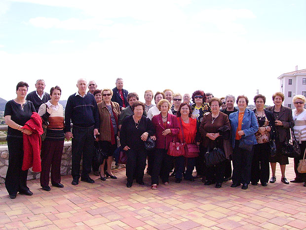 UN TOTAL DE 33 PERSONAS SOCIAS DEL CENTRO MUNICIPAL DE PERSONAS MAYORES DISFUTAN DE UNA SALIDA CULTURAL A LA LOCALIDAD ALICANTINA DE TEULADA-MORAIRA (2008), Foto 1