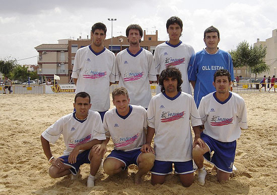 ENORME ACEPTACIÓN Y GRAN ÉXITO DEL PRIMER TORNEO DE FÚTBOL PLAYA DE TOTANA , Foto 2