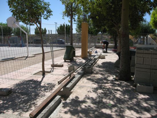 LOS TALLERES DE ALBAÑILERÍA, CARPINTERÍA METÁLICA, JARDINERÍA Y ELECTRICIDAD DE LA ESCUELA TALLER “SANTA EULALIA”, QUE SE ENCUENTRA EN SU ÚLTIMA FASE, SE CLAUSURARÁN EL PRÓXIMO MES DE SEPTIEMBRE, Foto 2