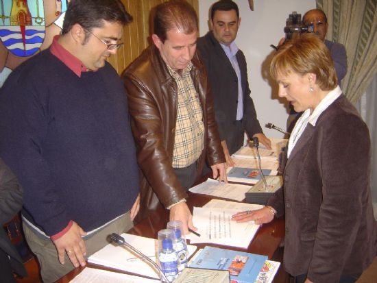 ANTONIA CAMACHO TOMA POSESIÓN COMO NUEVA CONCEJAL IU EN PLENO ORDINARIO NOVIEMBRE   , Foto 1