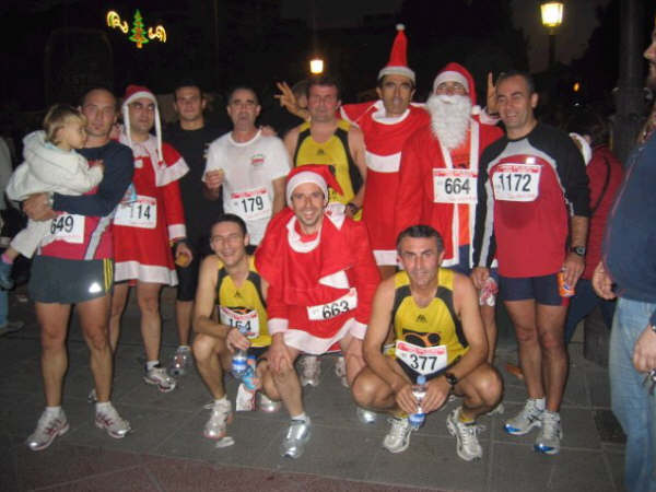 MIEMBROS DEL CLUB DE ATLETISMO DE TOTANA PARTICIPARON EN MURCIA EN LA V SAN SILVESTRE INTERNACIONAL “TODOS CONTRA LA DROGA”, Foto 4