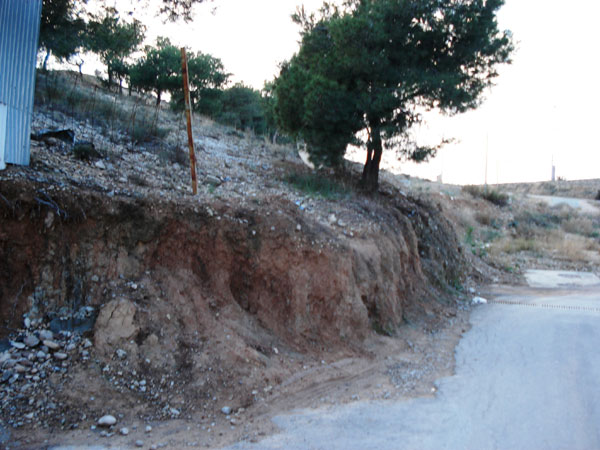 IU DICE QUE EL CANDIDATO A ALCALDE DEL PP PROMETE AHORA QUE VA A LIMPIAR EL BARRANCO DE SAN JOSÉ PARA LAS ELECCIONES, CUANDO NO LO HAN LIMPIADO NI UNA SOLA VEZ EN CUATRO AÑOS, Foto 2