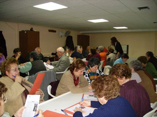 LA CONCEJALÍA DE SERVICIOS SOCIALES COMIENZA EL TALLER DE MEMORIA EN EL CENTRO MUNICIPAL DE PERSONAS MAYORES, Foto 1