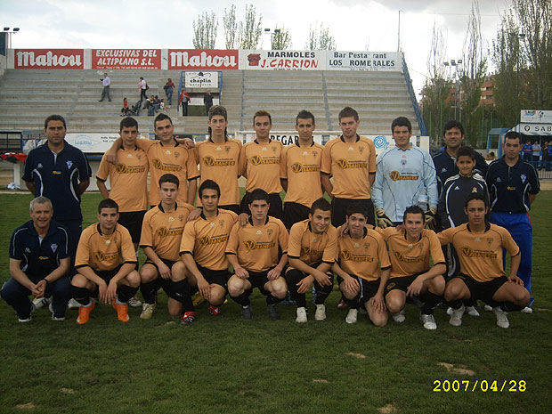 LA CONCEJALÍA DE DEPORTES FELICITA AL OLÍMPICO JUVENIL C. F., TRAS LOGRAR EL ASCENSO A LIGA NACIONAL, Foto 1