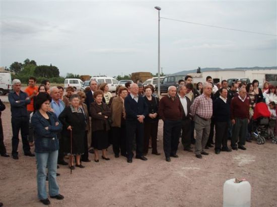 MÁS DE 200 VECINOS ASISTEN EL PASADO LUNES POR LA NOCHE AL ACTO DE COLOCACIÓN DE LA PRIMERA PIEDRA DEL CENTRO SOCIAL DE LÉBOR, Foto 2