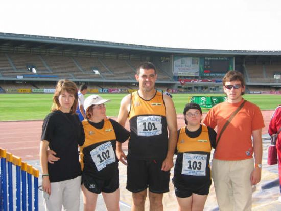 DOS ALUMNOS TOTANEROS DEL CENTRO OCUPACIONAL JOSÉ MOYÁ TRILLA, ENTRE LOS CINCO MEJORES DE ESPAÑA EN EL CAMPEONATO DE ATLETISMO PARA DISCAPACITADOS PSÍQUICOS, Foto 1