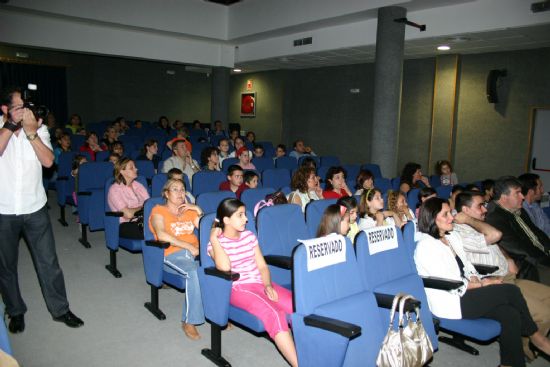 AGENTES DE LA POLICÍA LOCAL DE TOTANA PARTICIPAN EN UNA MESA REDONDA SOBRE EDUCACIÓN VIAL CELEBRADA EN LAS TORRES DE COTILLAS, Foto 1