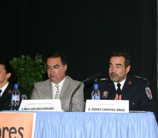 AGENTES DE LA POLICÍA LOCAL DE TOTANA PARTICIPAN EN UNA MESA REDONDA SOBRE EDUCACIÓN VIAL CELEBRADA EN LAS TORRES DE COTILLAS, Foto 4