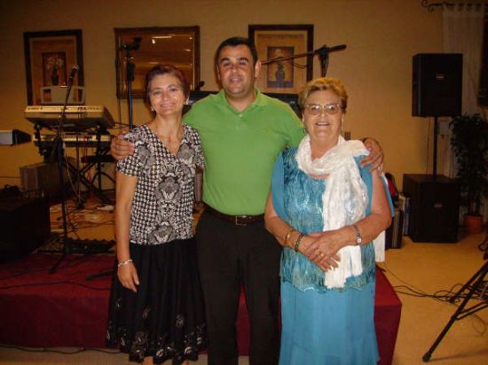 MÁS DE 400 PERSONAS ASISTEN A LA CENA-GALA DE CLAUSURA DE LAS ACTIVIDADES QUE SE DESARROLLAN EN EL CENTRO MUNICIPAL DE LAS PERSONAS MAYORES, Foto 3