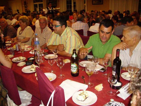 MÁS DE 400 PERSONAS ASISTEN A LA CENA-GALA DE CLAUSURA DE LAS ACTIVIDADES QUE SE DESARROLLAN EN EL CENTRO MUNICIPAL DE LAS PERSONAS MAYORES, Foto 7