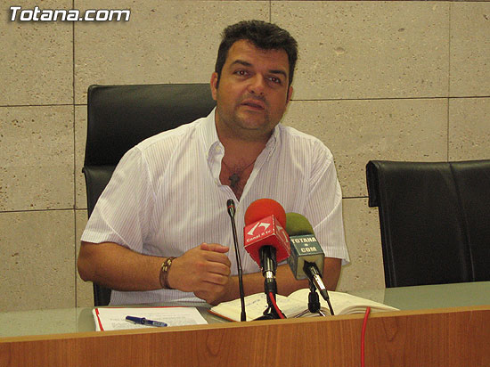 IU+LOS VERDES ASEGURA QUE EL AYUNTAMIENTO DE TOTANA HA SUSCRITO PRÉSTAMOS POR VALOR DE 24 MILLONES DE EUROS DESDE SU CONSTITUCIÓN, HACE DOS MESES Y LA DEUDA TOTAL SOBREPASA LOS 70 MILLONES, Foto 1