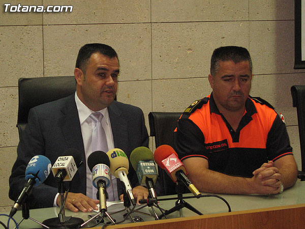 PROTECCIÓN CIVIL ADVIERTE A LOS CIUDADANOS QUE TOTANA SE ENCUENTRA HASTA MAÑANA EN ALERTA NARANJA, SEGÚN LAS PREDICCIONES METEREOLÓGICAS, Foto 1