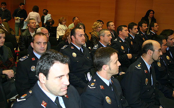 Un total de 24 policías locales promocionan como Cabos, Sargentos y Oficiales en sus Ayuntamientos, 3 de ellos cabos de Totana, Foto 1