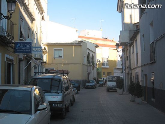 SE ACOMETERÁN OBRAS DE MEJORA DEL ALUMBRADO PÚBLICO EN LAS CALLES CÁNOVAS DEL CASTILLO Y ÁLAMO CON UN PRESUPUESTO DE 39.910 EUROS, Foto 1