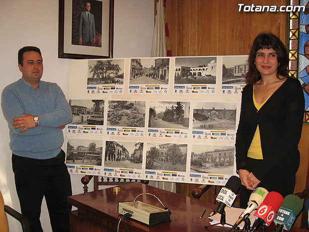 LA CONCEJALÍA DE CULTURA Y LÍNEA LOCAL DISTRIBUYEN 14 LÁMINAS SOBRE COLECCIONABLE DE IMÁGENES ANTIGUAS DE TOTANA DE MATEO GARCÍA, Foto 1