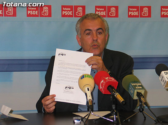 EL PSOE DICE QUE LA FINANCIACIÓN DE LA CAMPAÑA ELECTORAL DEL CANDIDATO DEL PP NO ES TRANSPARENTE, Foto 1