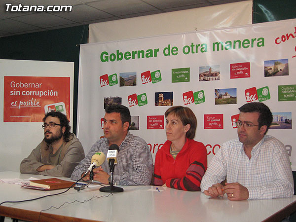 PEDRO MARTÍNEZ RETA AL CANDIDATO DEL PARTIDO POPULAR A DEBATES EN LOS MEDIOS DE COMUNICACIÓN ENTRE TODOS LOS PARTIDOS QUE CONCURREN A LAS ELECCIONES MUNICIPALES, Foto 1
