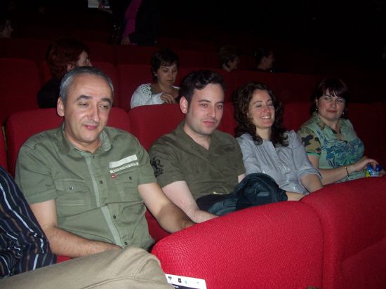 LA COMPAÑÍA DE TEATRO ADOS PRESENTÓ LA OBRA “EL JEFE DE TODO ESTO” EN LA SALA DE ARTES ESCÉNICAS DE LA LOCALIDAD, Foto 2