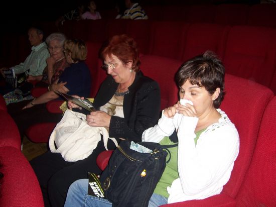 LA COMPAÑÍA DE TEATRO ADOS PRESENTÓ LA OBRA “EL JEFE DE TODO ESTO” EN LA SALA DE ARTES ESCÉNICAS DE LA LOCALIDAD, Foto 4