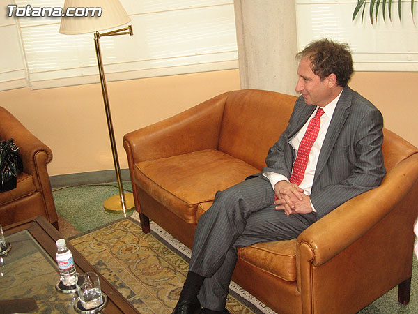 EL ALCALDE DE TOTANA SOLICITA AL CONSEJERO DE EMPLEO Y FORMACIÓN LA CREACIÓN DE UNA NUEVA ESCUELA TALLER PARA REHABILITAR LA “CASA DE LAS MONJAS” (2007), Foto 8