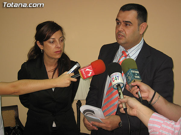 EL ALCALDE DE TOTANA SOLICITA AL CONSEJERO DE EMPLEO Y FORMACIÓN LA CREACIÓN DE UNA NUEVA ESCUELA TALLER PARA REHABILITAR LA “CASA DE LAS MONJAS” (2007), Foto 9