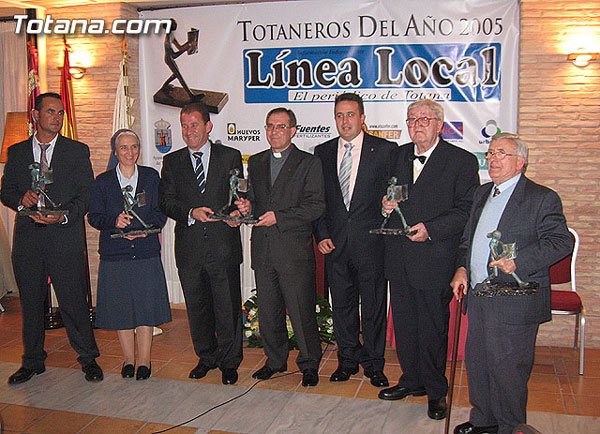 El Hotel Monasterio de Santa Eulalia acogió la cena-gala de entrega de los Premios “Totaneros del Año 2005”, Foto 2