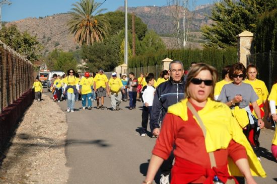 MÁS DE 120 PERSONAS PARTICIPAN EN LA TRADICIONAL CAMINATA POPULAR ENMARCADA EN EL PROGRAMA DEPORTIVO DE LA CONCEJALÍA DE DEPORTES “HAZ DEPORTE, HAZ SALUD” (2007), Foto 3