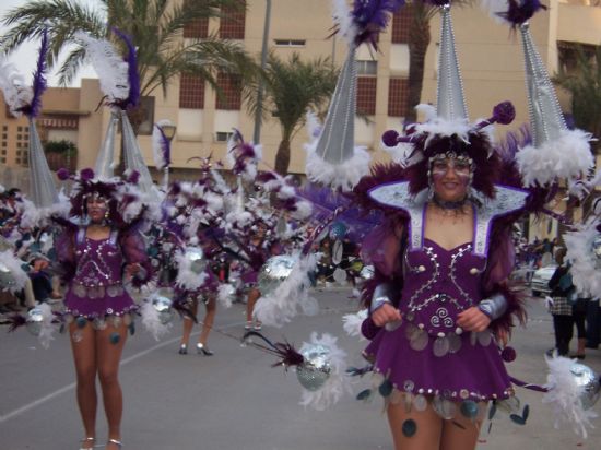 EL CARNAVAL´ 2008 DE ADULTOS TOMÓ DURANTE HORAS LAS CALLES DE LA LOCALIDAD CON UN DESFILE QUE CADA AÑO VA A MÁS POR SUS ELABORADOS TRAJES Y COREOGRAFÍAS, Foto 6