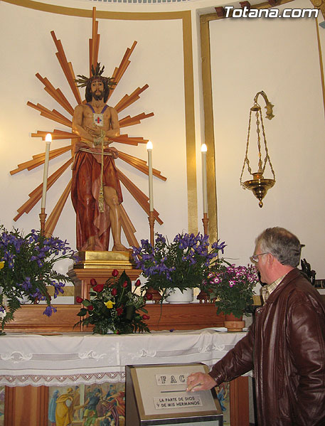 Numerosos vecinos mostraron su devoción al Cristo de Medinacelli (2006), Foto 3