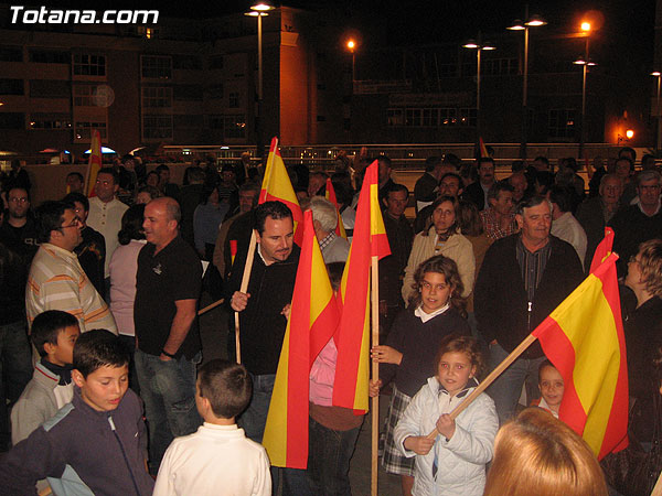 EL PP DE TOTANA CONSIDERA QUE ZAPATERO PASARÁ A LA HISTORIA COMO EL PRESIDENTE QUE HUMILLÓ A LAS VÍCTIMAS DEL TERRORISMO Y CHANTAJEÓ AL ESTADO DE DERECHO, Foto 1