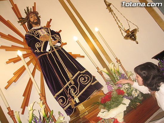 Numerosos vecinos mostraron su devoción al Cristo de Medinacelli (2007), Foto 5