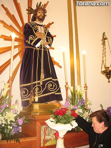 Numerosos vecinos mostraron su devoción al Cristo de Medinacelli (2007), Foto 9