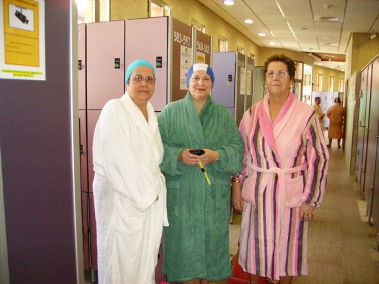 CERCA DE UN CENTENAR DE SOCIOS DEL CENTRO MUNICIPAL DE PERSONAS MAYORES DISFRUTAN DE LA ESTANCIA EN EL BALNEARIO DE ARCHENA (2008), Foto 2