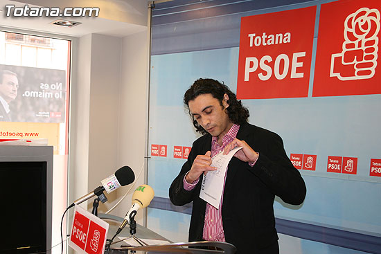 EL PSOE ASEGURA QUE EL AVE LLEGARÁ A LA REGIÓN ANTES DE 2011, Foto 2