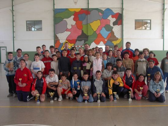 UN TOTAL DE 62 ESCOLARES PARTICIPAN EN EL TORNEO ESCOLAR DE BÁDMINTON QUE SE CELEBRÓ EN LA SALA ESCOLAR, Foto 1