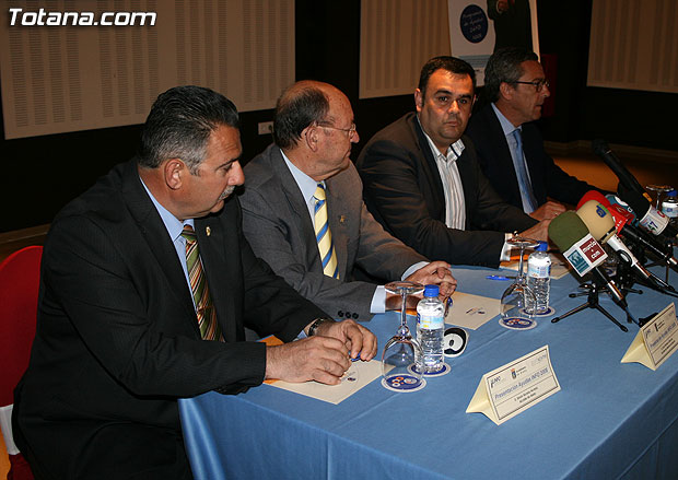 LOS ALCALDES DE TOTANA, ALEDO Y ALHAMA INAUGURAN LA JORNADA DE PRESENTACIÓN DEL “PROGRAMA DE AYUDAS PARA EL 2008”, DIRIGIDAS A LOS EMPRESARIOS Y PYMES (2008), Foto 1