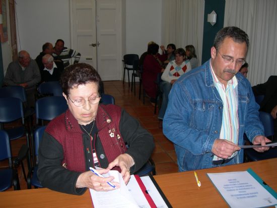 LA CONCEJALÍA DE FESTEJOS ACUERDA CON UNA QUINCENA DE ASOCIACIONES DE BARRIOS Y PEDANÍAS LA ORGANIZACIÓN DE SUS FESTIVIDADES, Foto 4