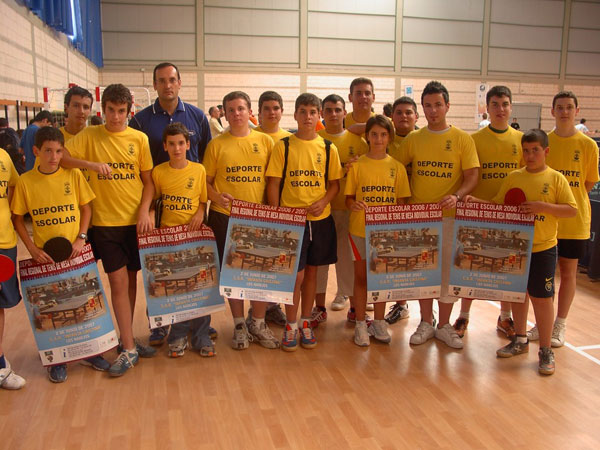 15 ESCOLARES DE TOTANA PARTICIPARON EN LA FINAL REGIONAL ESCOLAR DE TENIS DE MESA, CELEBRADA EN LOS ALCAZARES, EL PASADO SÁBADO 2 DE JUNIO, Foto 4