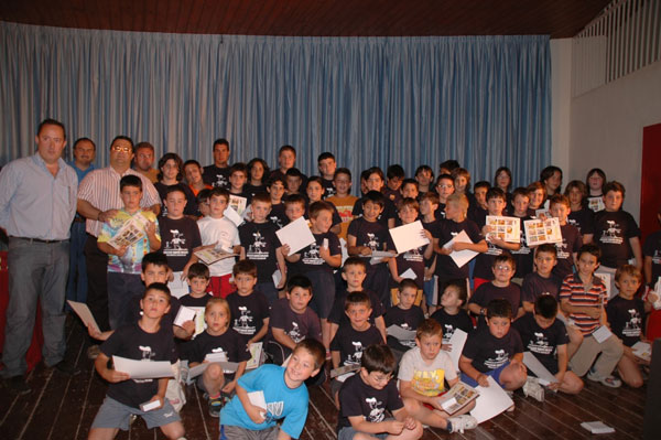 SE CLAUSURA EL PROGRAMA DE DEPORTE ESCOLAR EN EL PARQUE MUNICIPAL, CON UNA JORNADAS DE ACTIVIDADES POLIDEPORTIVAS Y RECRETAIVAS, Y UNA ENTREGA DE TROFEOS Y DIPLOMAS A TODOS LOS PARTICIPANTES, Foto 1