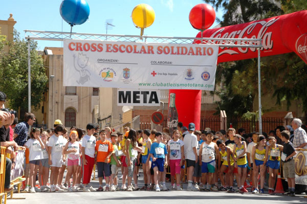 ÉXITO DE PARTICIPACIÓN EN EL PRIMER CROSS  ESCOLAR SOLIDARIO, Foto 1