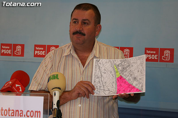 Aseguran que “Carrión está engañando a los totaneros con el Plan General”, Foto 1