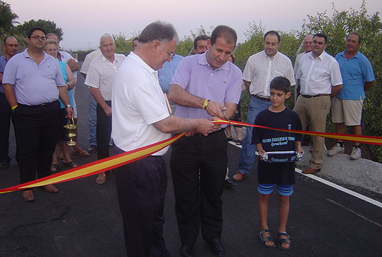 MÁS DE 200 VECINOS SE BENEFICIAN DEL ARREGLO DEL CAMINO DE LOS JABONEROS, Foto 1