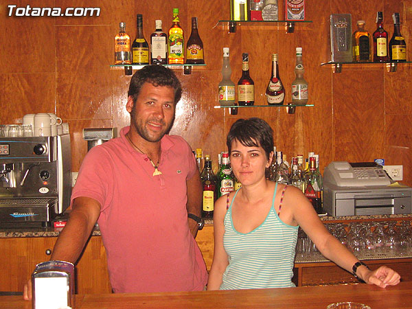PAQUI GILBERTE, NUEVA GERENTE DE LA CAFETERÍA BOHEMIA, Foto 2