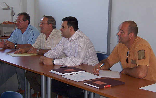 LA ASOCIACIÓN DE TRANSPORTISTAS DEL BAJO GUADALENTÍN AUSPICIADA POR EL AYUNTAMIENTO CELEBRA SU PRIMERA ASAMBLEA GENERAL, Foto 1