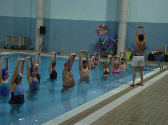 LA CONCEJALÍA DE DEPORTES ORGANIZA UNAS JORNADAS DE CONTROL POSTURAL Y AQUAMASAJE EN LA PISCINA CUBIERTA (2007), Foto 5