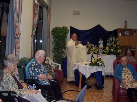 ARRANCA EL PROGRAMA DE FIESTAS PATRONALES DE “LA PURÍSIMA” CON LA CELEBRACIÓN DE LA EUCARISTÍA CANTADA POR EL CORO SANTA CECILIA (2007), Foto 9