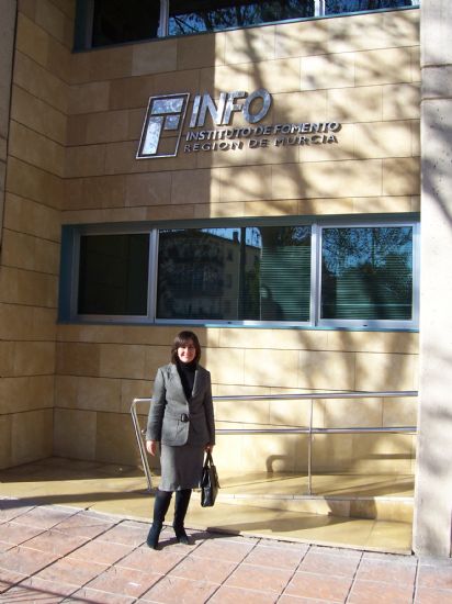 LA CONCEJAL DE PLANIFICACIÓN Y DESARROLLO SOSTENIBLE Y EL COORDINADOR DEL PLAN ESTRATÉGICO LOCAL SE REUNEN CON EL DIRECTOR GENERAL DEL INFO PARA ANALIZAR EL CRECIMIENTO ECONÓMICO Y DE INFRAESTRUCTURAS DEL MUNICIPIO (2008), Foto 1