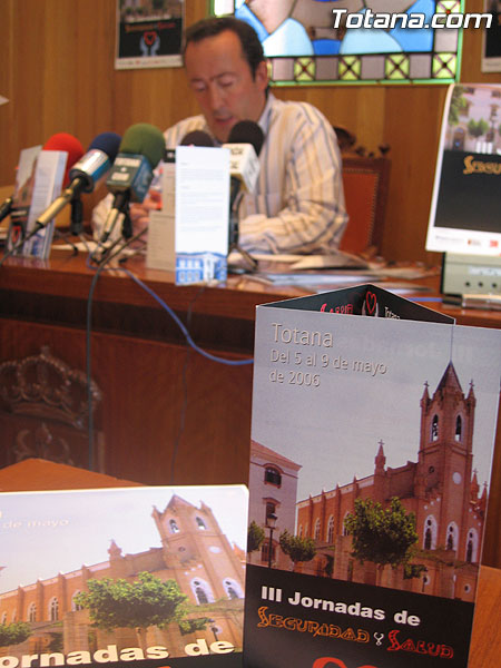 TOTANA ACOGE DESDE HOY LAS III JORNADAS DE SEGURIDAD Y SALUD EN LAS QUE PARTICIPAN MÁS DE UN CENTENAR DE TÉCNICOS DE NUMEROSAS EMPRESAS DE LA REGIÓN DE MURCIA, Foto 2